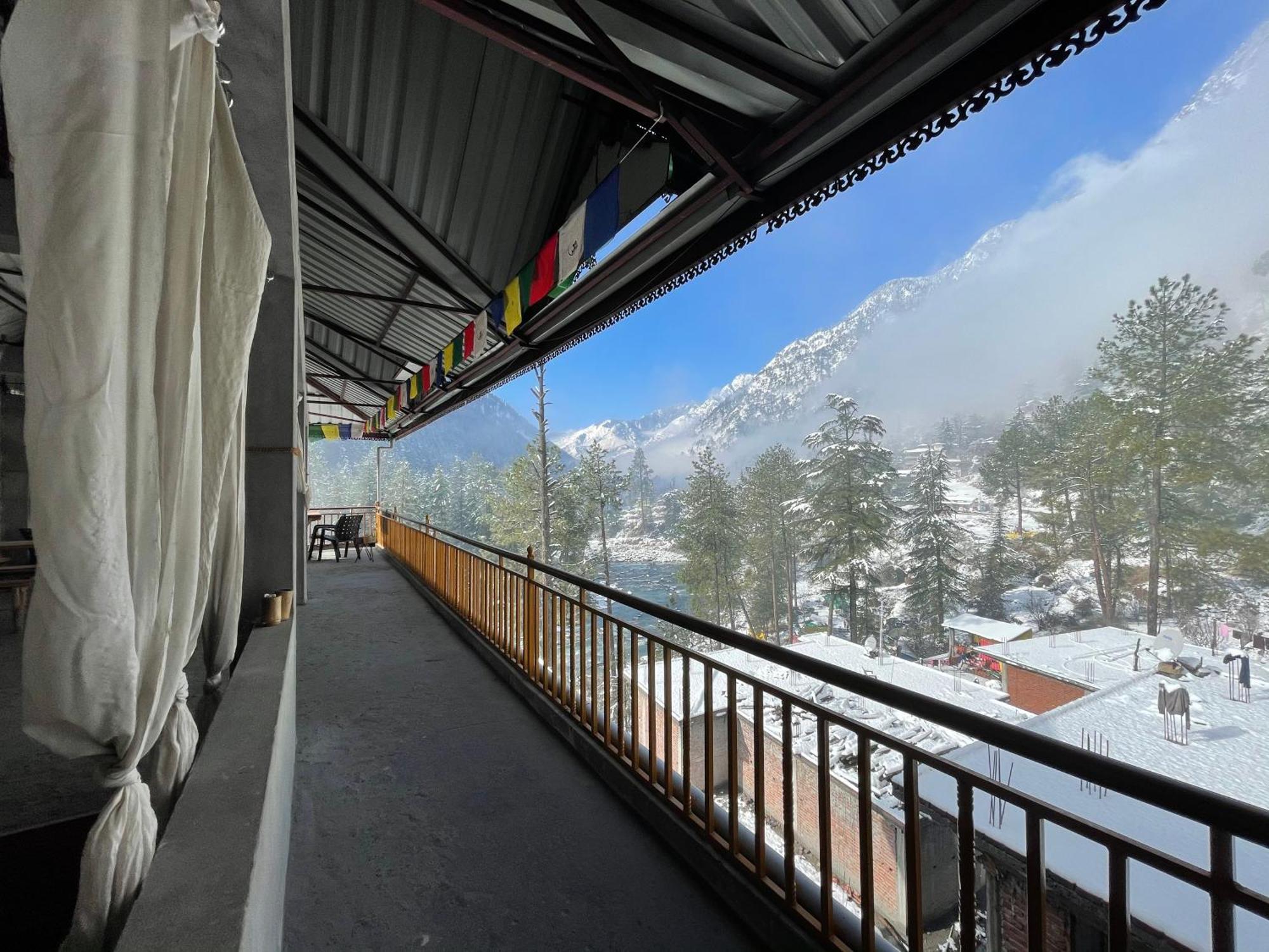 Highland Spirit 2 Hotel Касол Екстериор снимка